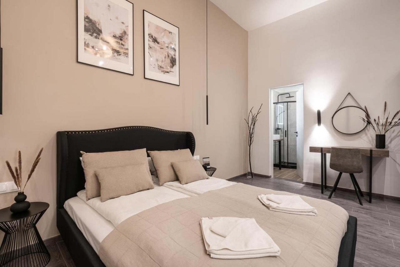 Kl31 - Urban Escape - Prime Location - Klauzal Square By Bqa Lägenhet Budapest Exteriör bild