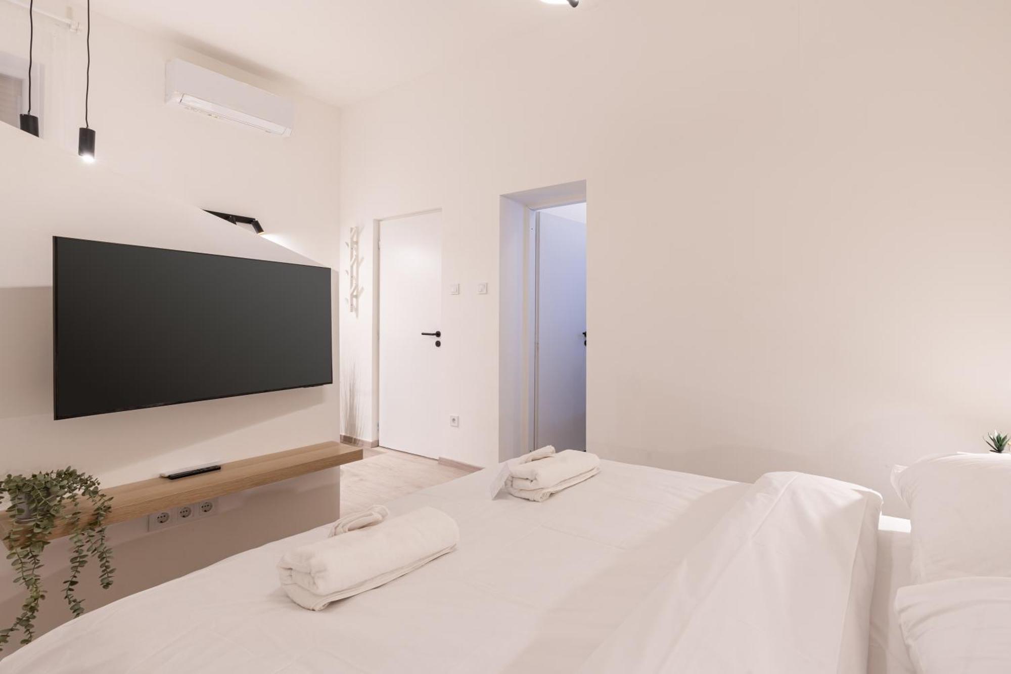Kl31 - Urban Escape - Prime Location - Klauzal Square By Bqa Lägenhet Budapest Exteriör bild