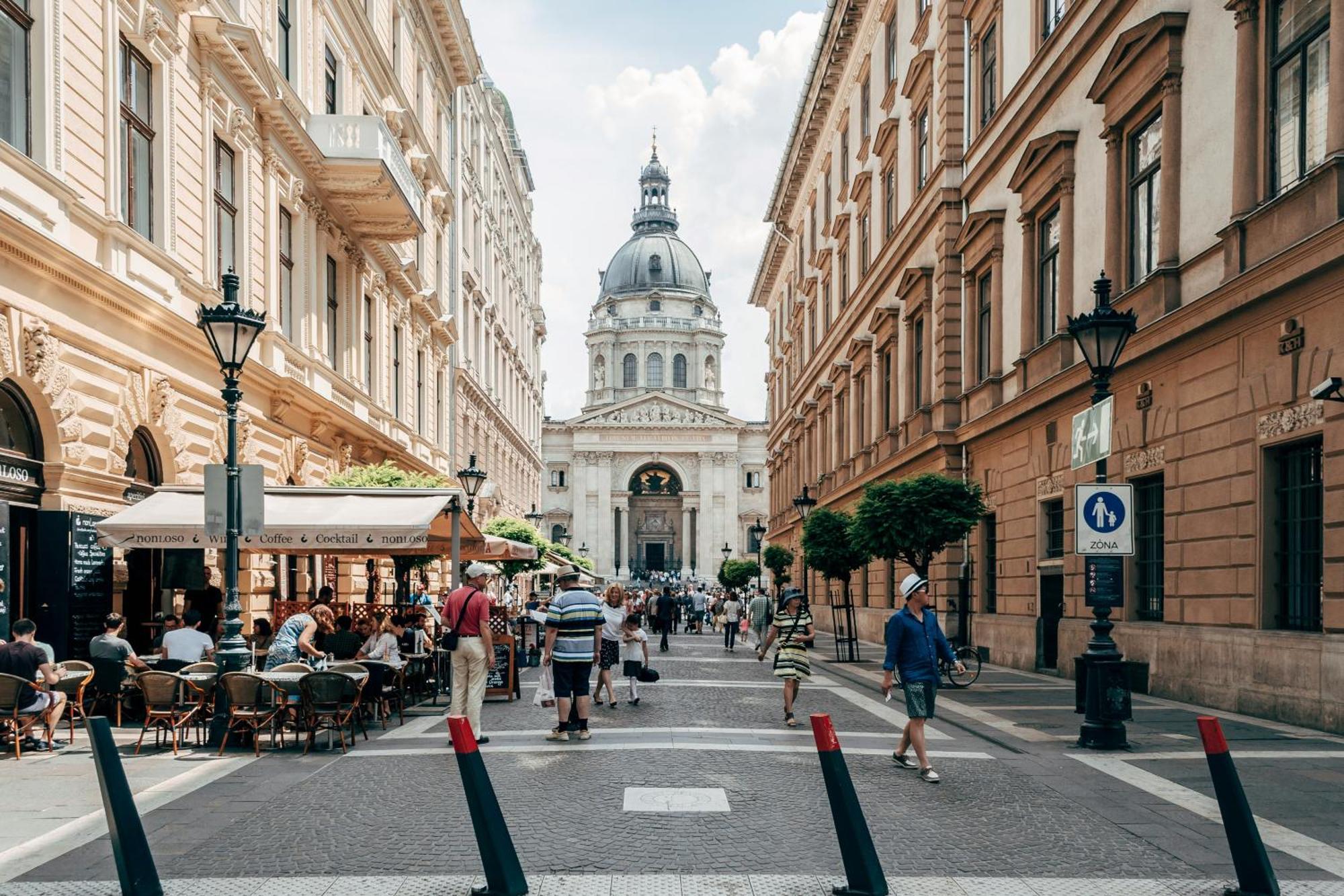 Kl31 - Urban Escape - Prime Location - Klauzal Square By Bqa Lägenhet Budapest Exteriör bild